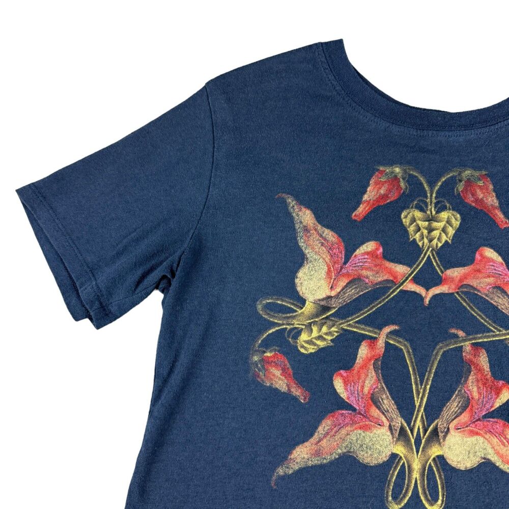Pink Floyd Shirt Women's Small Blue Short Sleeve Lotus Crewneck Graphic Band Tee - Picture 7 of 11